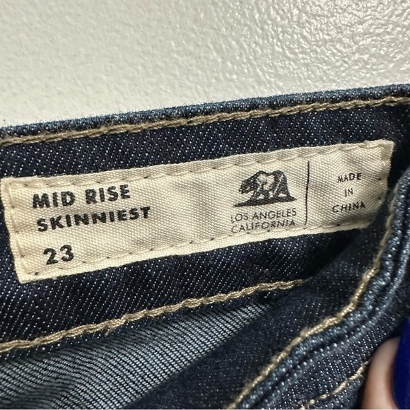 Bullhead - Mid-rise Skinny Dark Rinse Jean - Picture 4 of 7